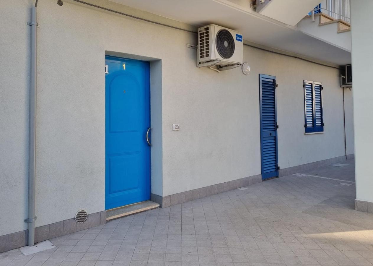 ليدو دي فيرمو Appartamenti Smeraldo المظهر الخارجي الصورة