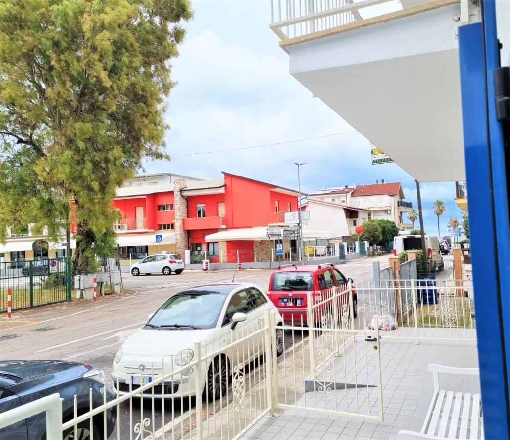 ليدو دي فيرمو Appartamenti Smeraldo المظهر الخارجي الصورة
